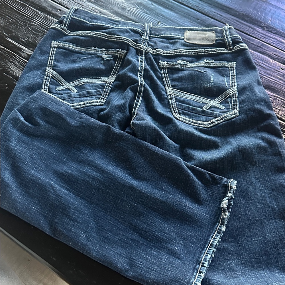 BKE men’s Jake Bootleg 36L dark wash -distressed-w stitching jeans - Picture 4 of 4